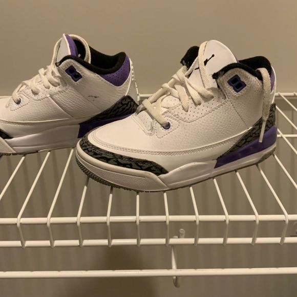 Toddler Jordan’s - Picture 3 of 5